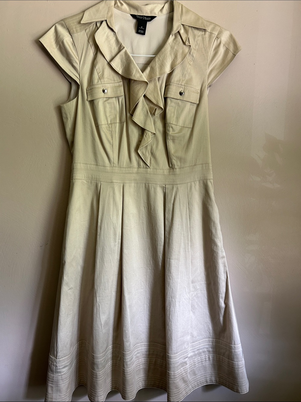 White house black market fun khaki summer dress💃